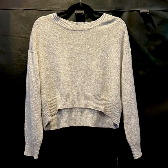 H&M Sweaters - H&M sweater in light gray